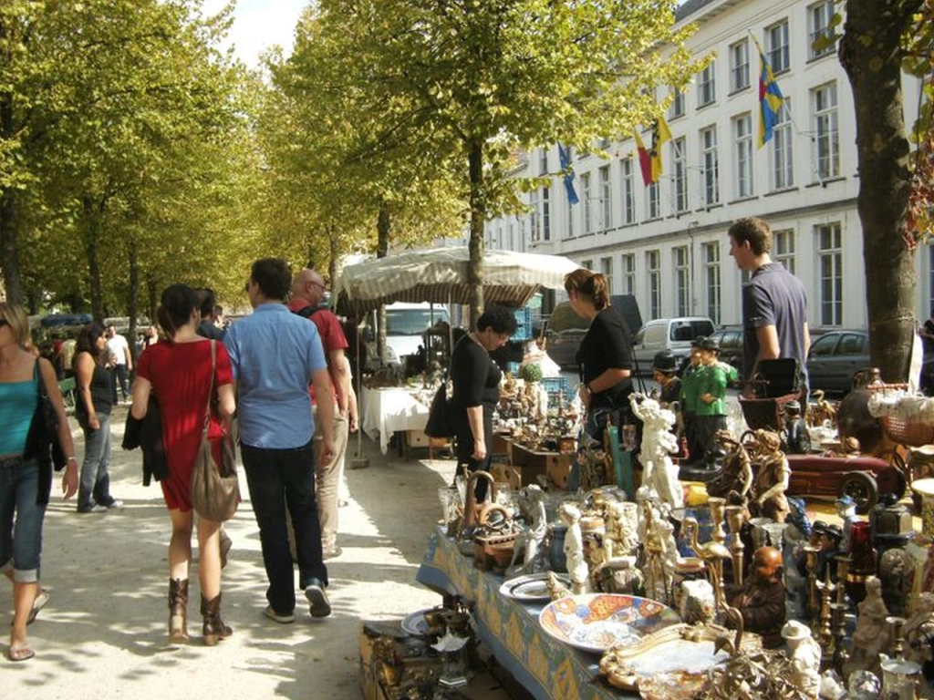 Folklore-markt-brugge